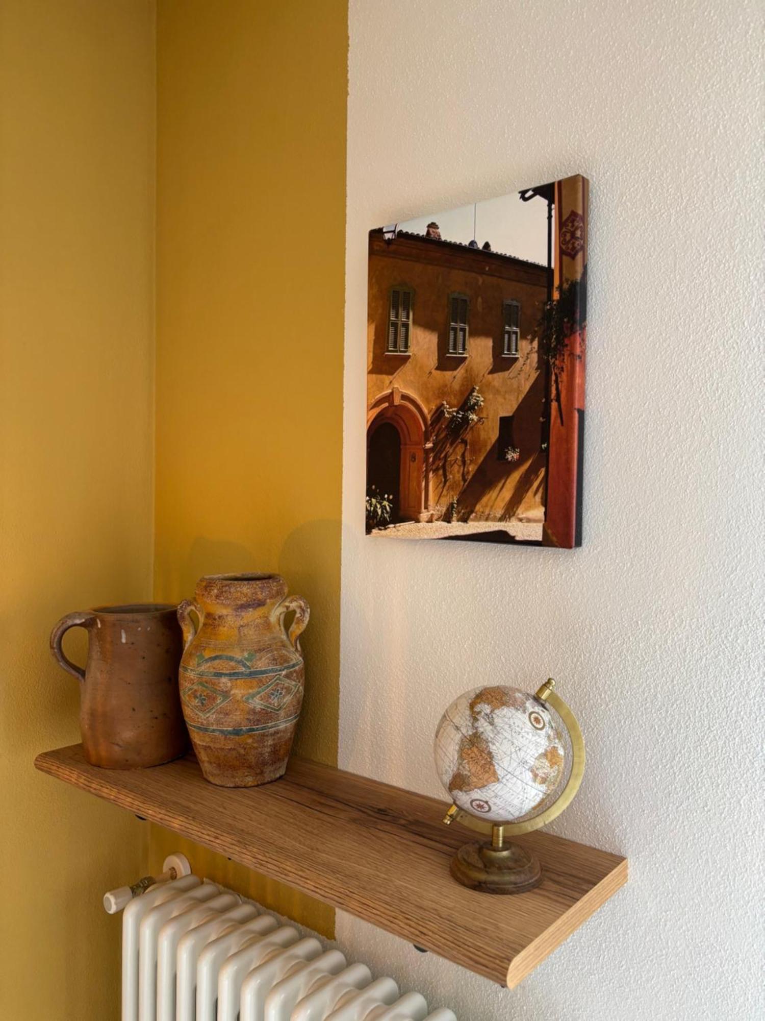 La Luce Delle Colline Bed & Breakfast Serravalle delle Langhe Luaran gambar